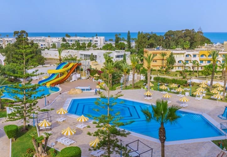 Hotel Riviera & Aqua Park — 1